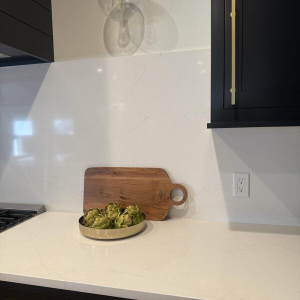 e93493c7-212e-43c5-b685-4f005125a3a9